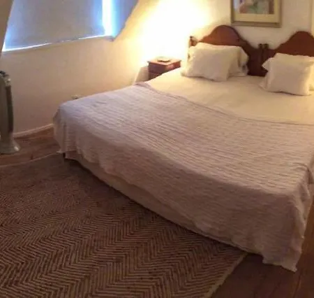 Apartment Top Floor In Center Of *